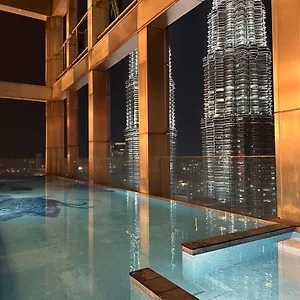 Tropicana The Residences - Klcc By Luxury World كوالالمبور