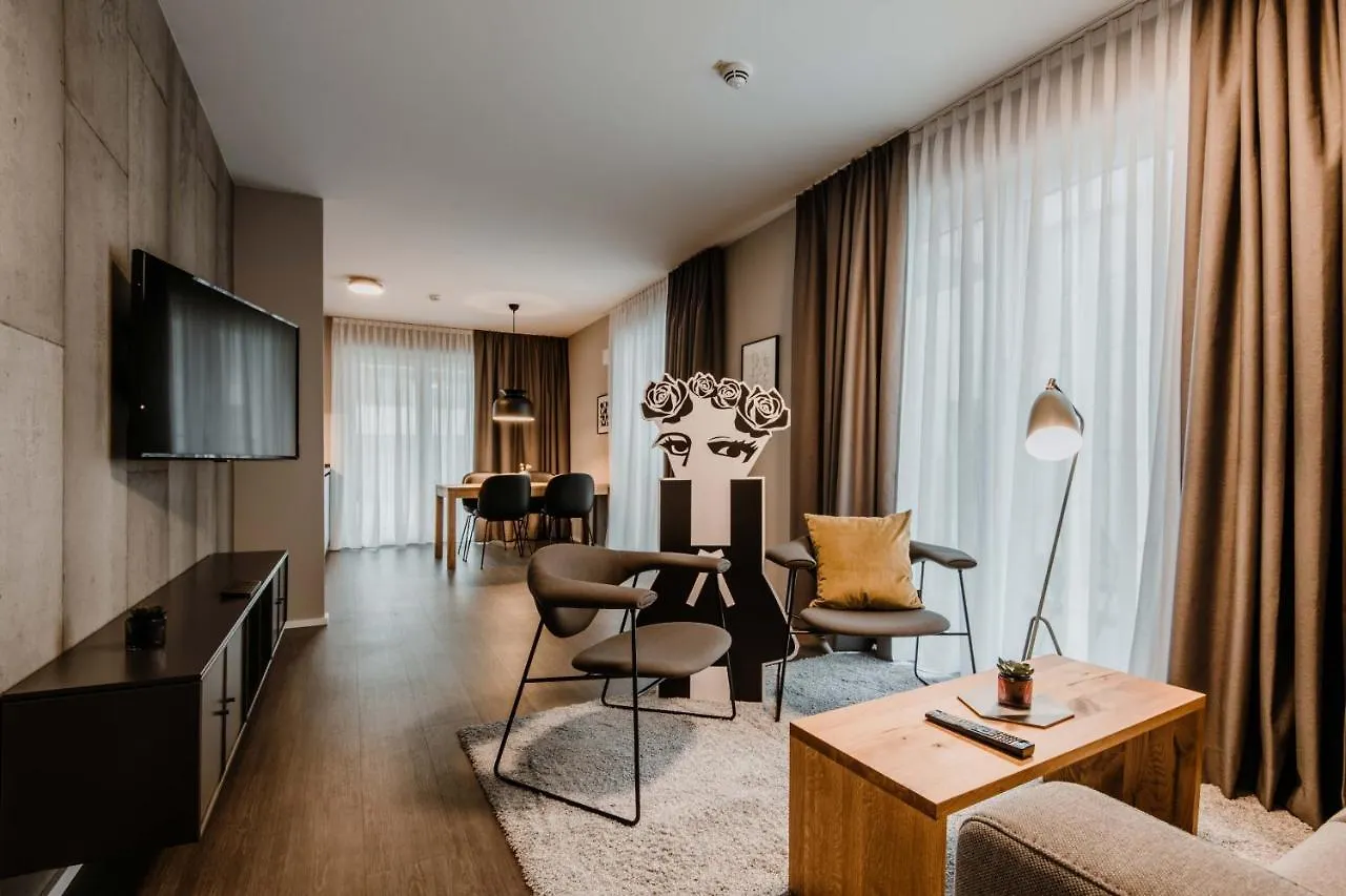 Timehouse Serviced Apartments Munich 0*,